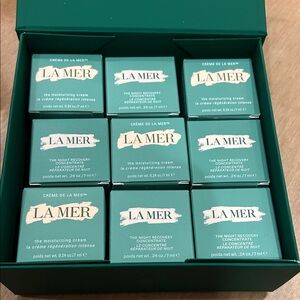 La Mer Skincare Collection in Teal Packaging